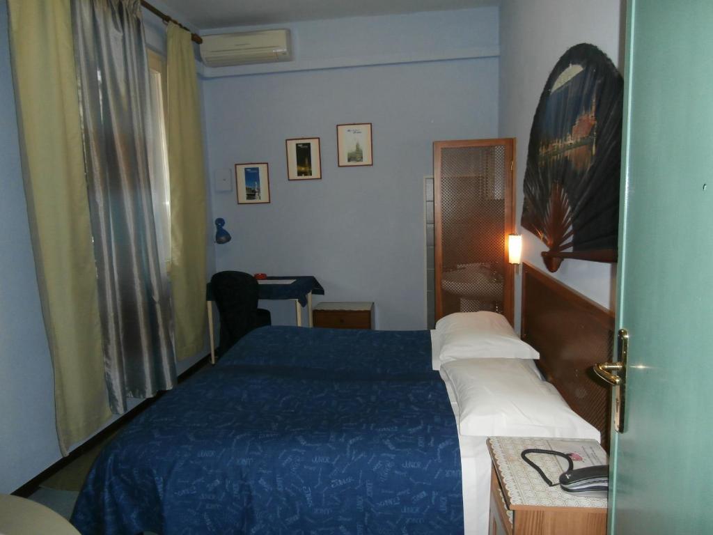 Albergo Junior Padua Habitación foto